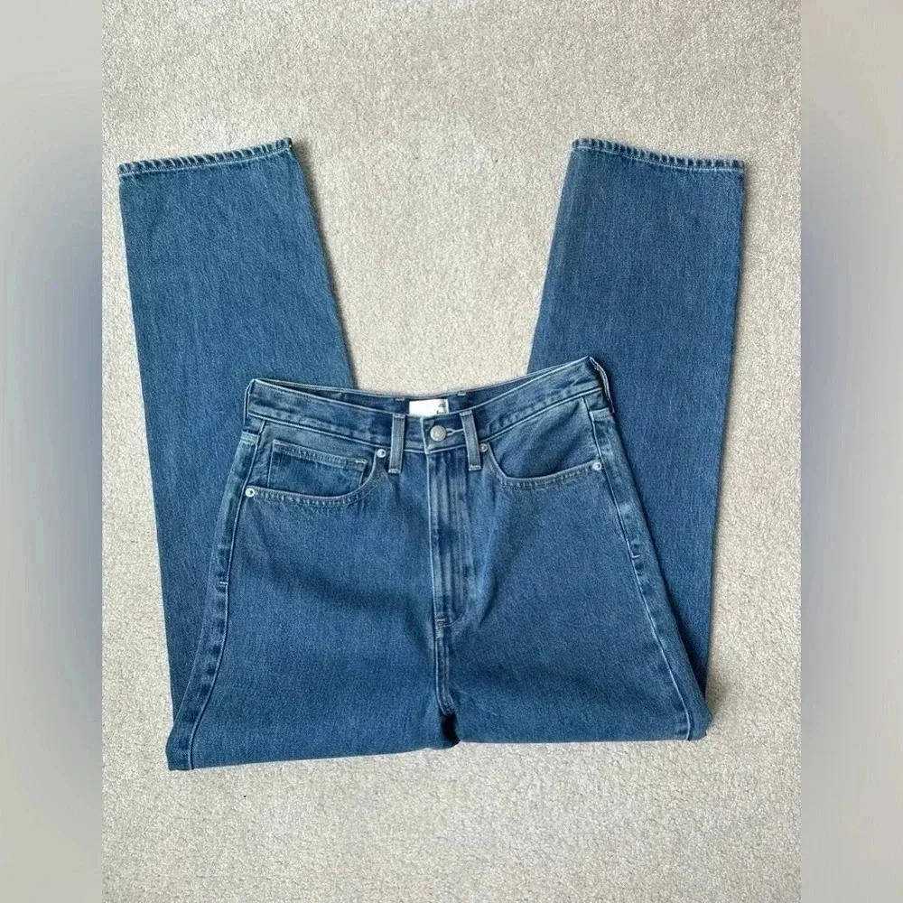 Aritzia Wilfred Free High Rise Straight Leg Jeans Blue Vintage Wash Denim